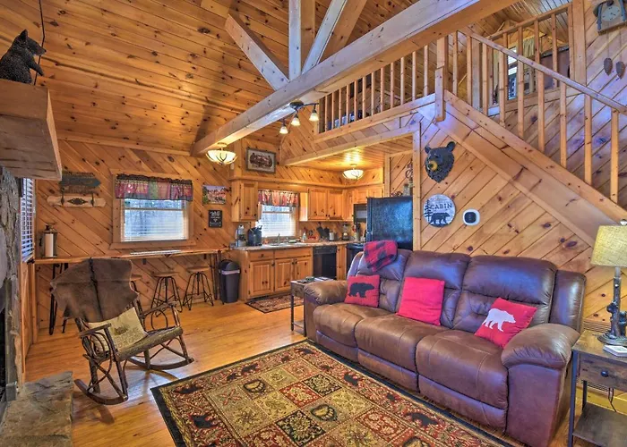 Helen Cabin With Deck And Hot Tub Less Than Half Mi To Main St